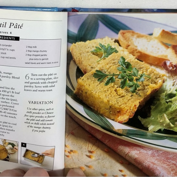 Cookshelf Vegetarian Hardcover Jenny Stacey Y2K Over 100 Recipes Apartment Size - Picture 3 of 6